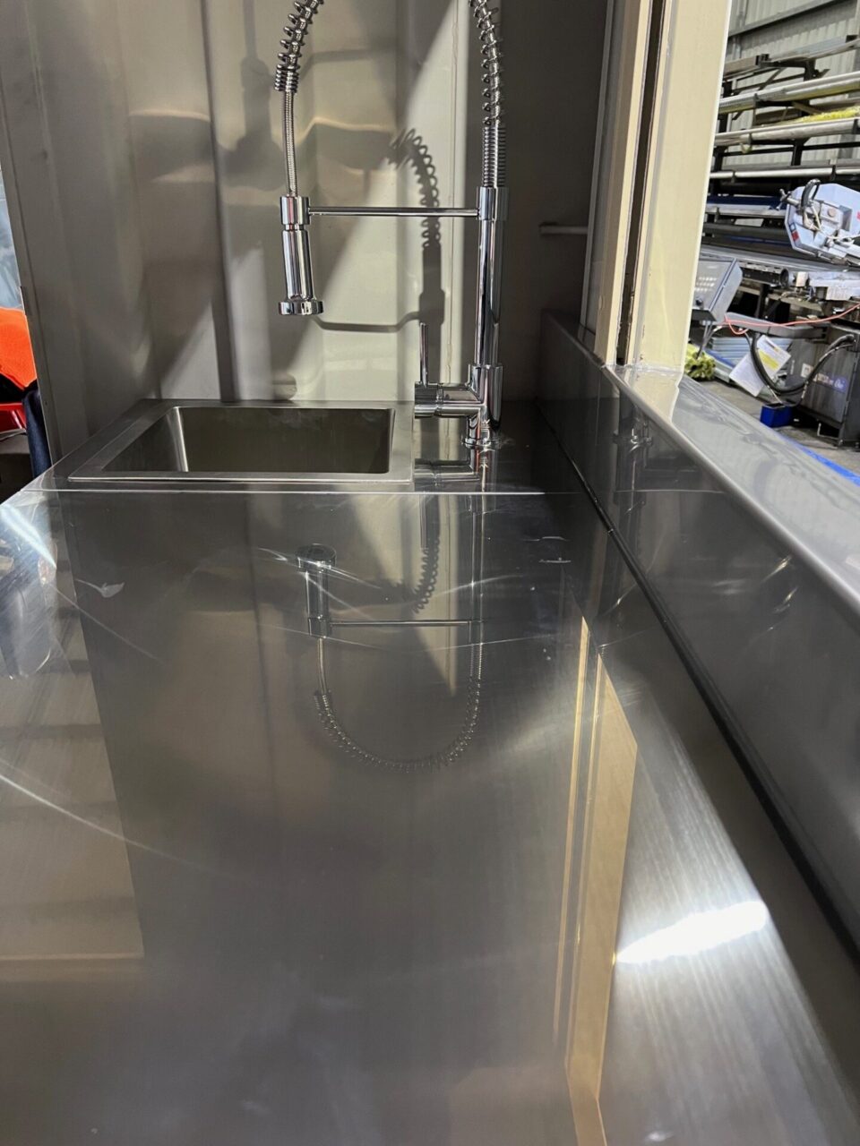 FM9500 Mobile Self Contained BBQ Container - Image 4