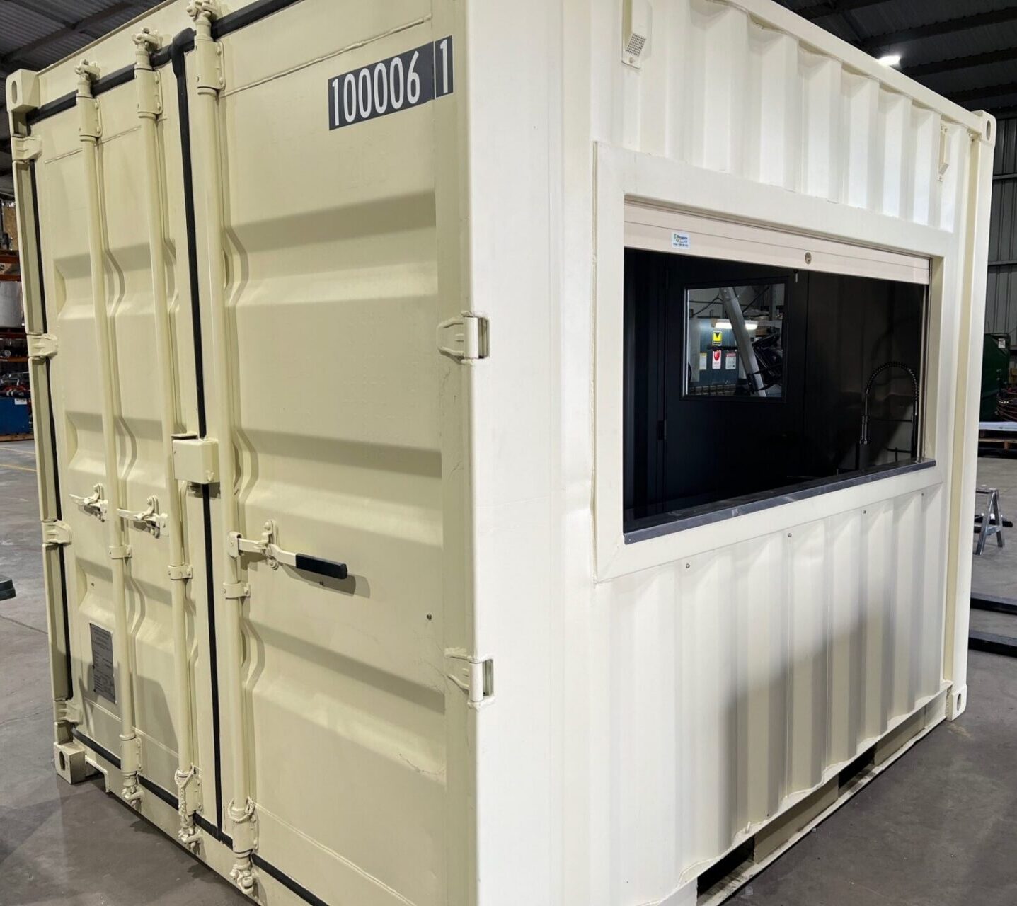 FM9500 Mobile Self Contained BBQ Container